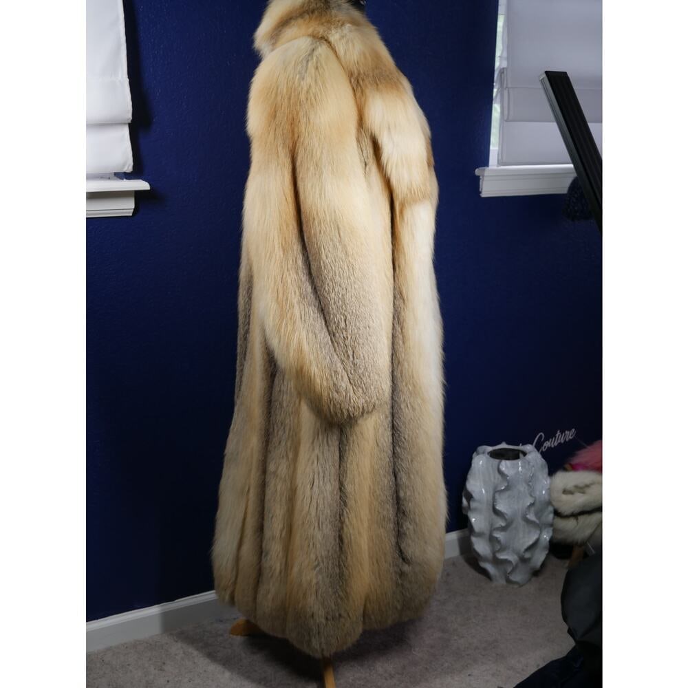 Stunning Full Length Golden Island Isle Fox Fur Coat Jacket - 4