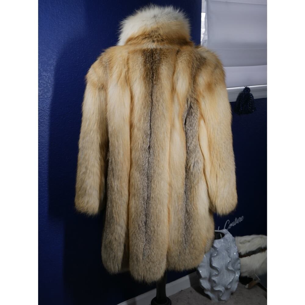 Stunning Golden Island Fox Fur Stroller Coat Jacket - 4