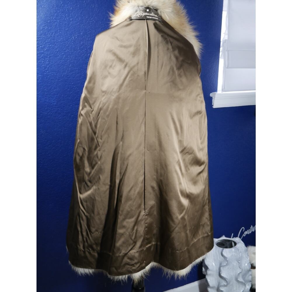 Stunning Golden Island Fox Fur Stroller Coat Jacket - 6