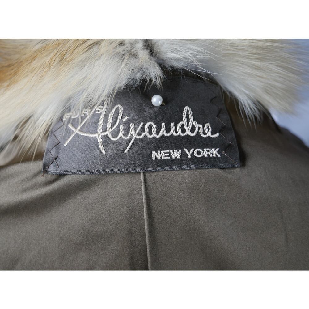 Stunning Golden Island Fox Fur Stroller Coat Jacket - 7