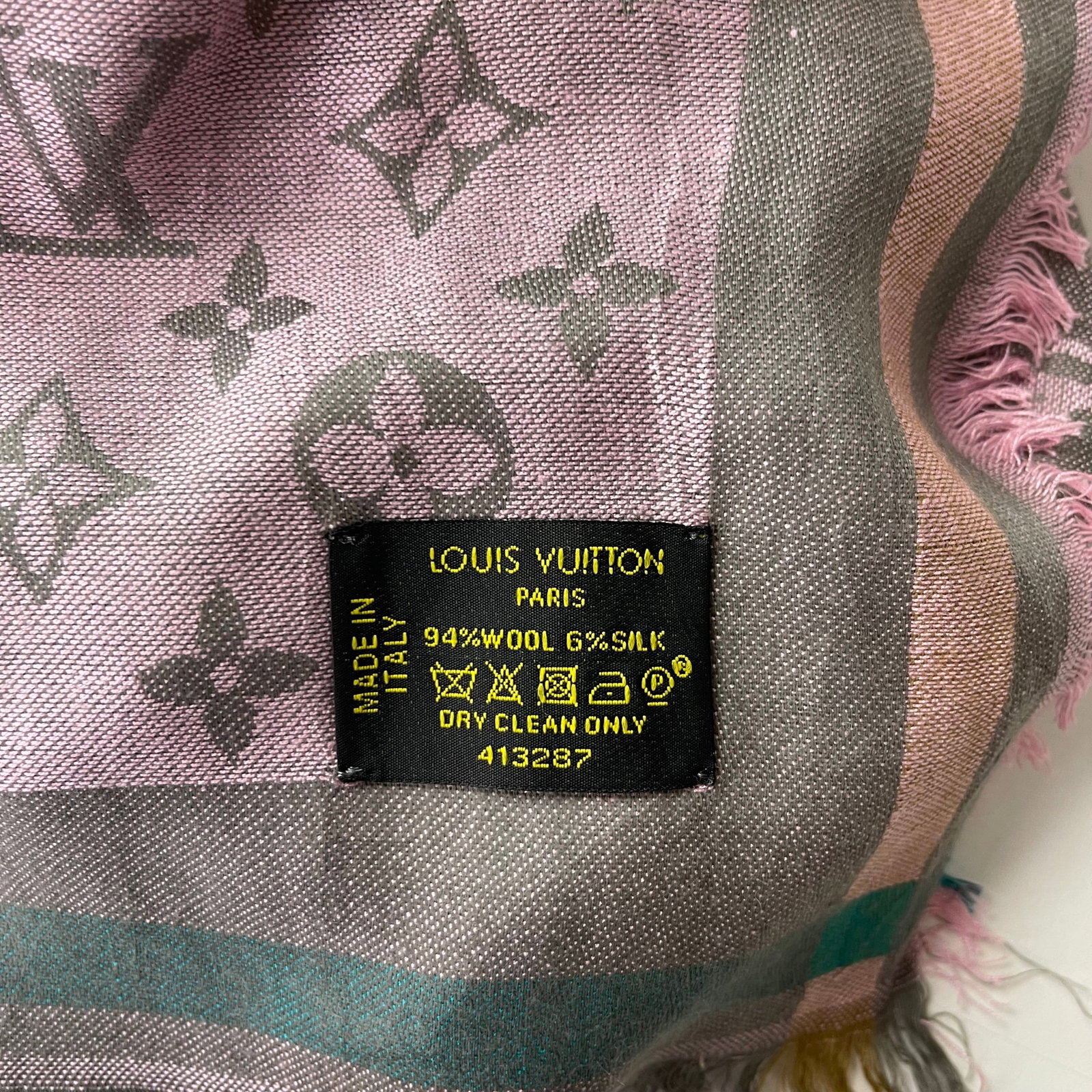 Louis Vuitton Pink Reversible Silk Wool Scarf - 6