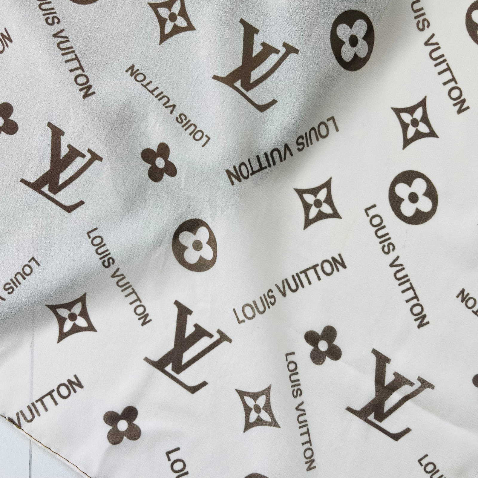 Louis Vuitton White Monogram 100% Silk Scarf - 5