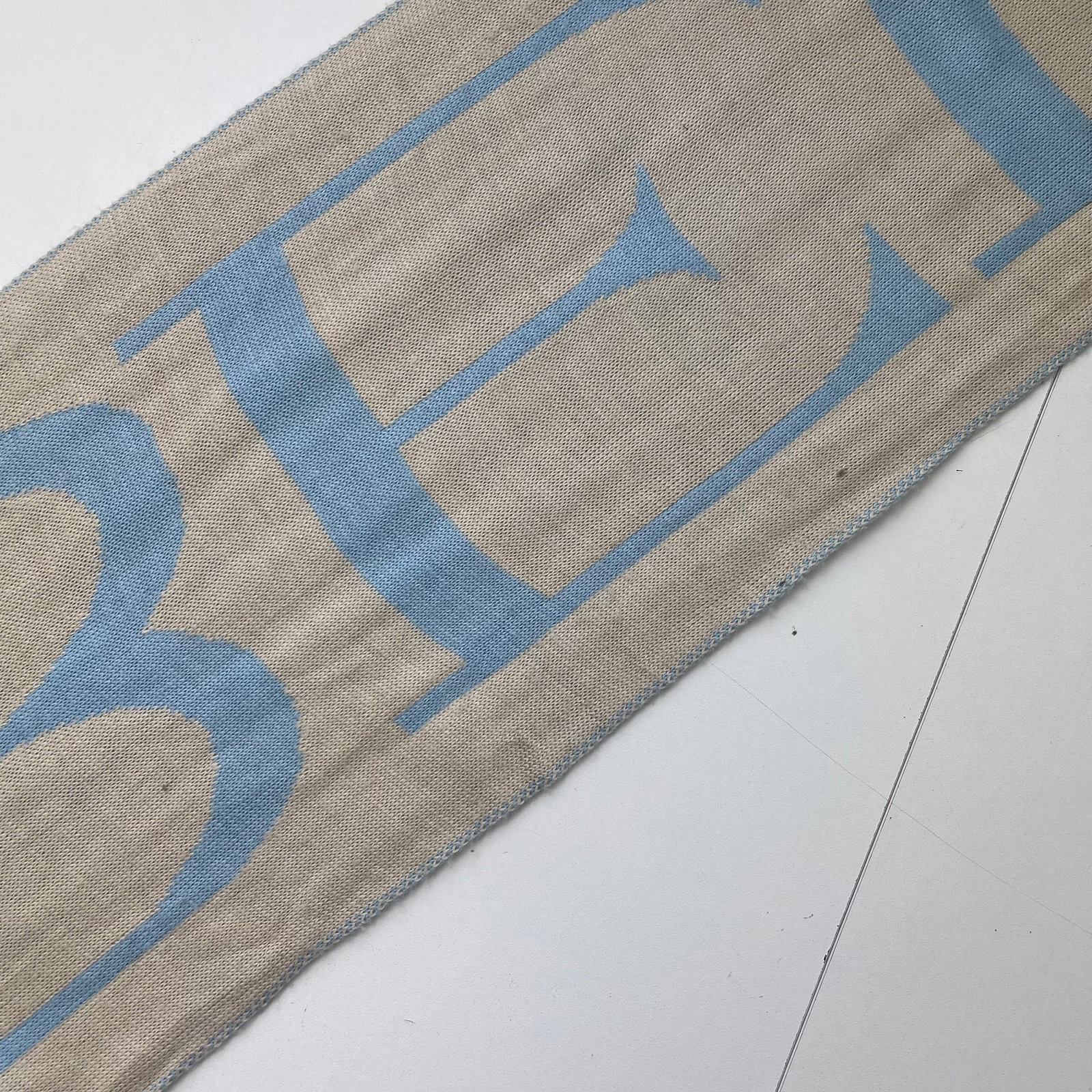 Burberry Blue & Beige Reversible Logo 100% Wool Scarf - 9