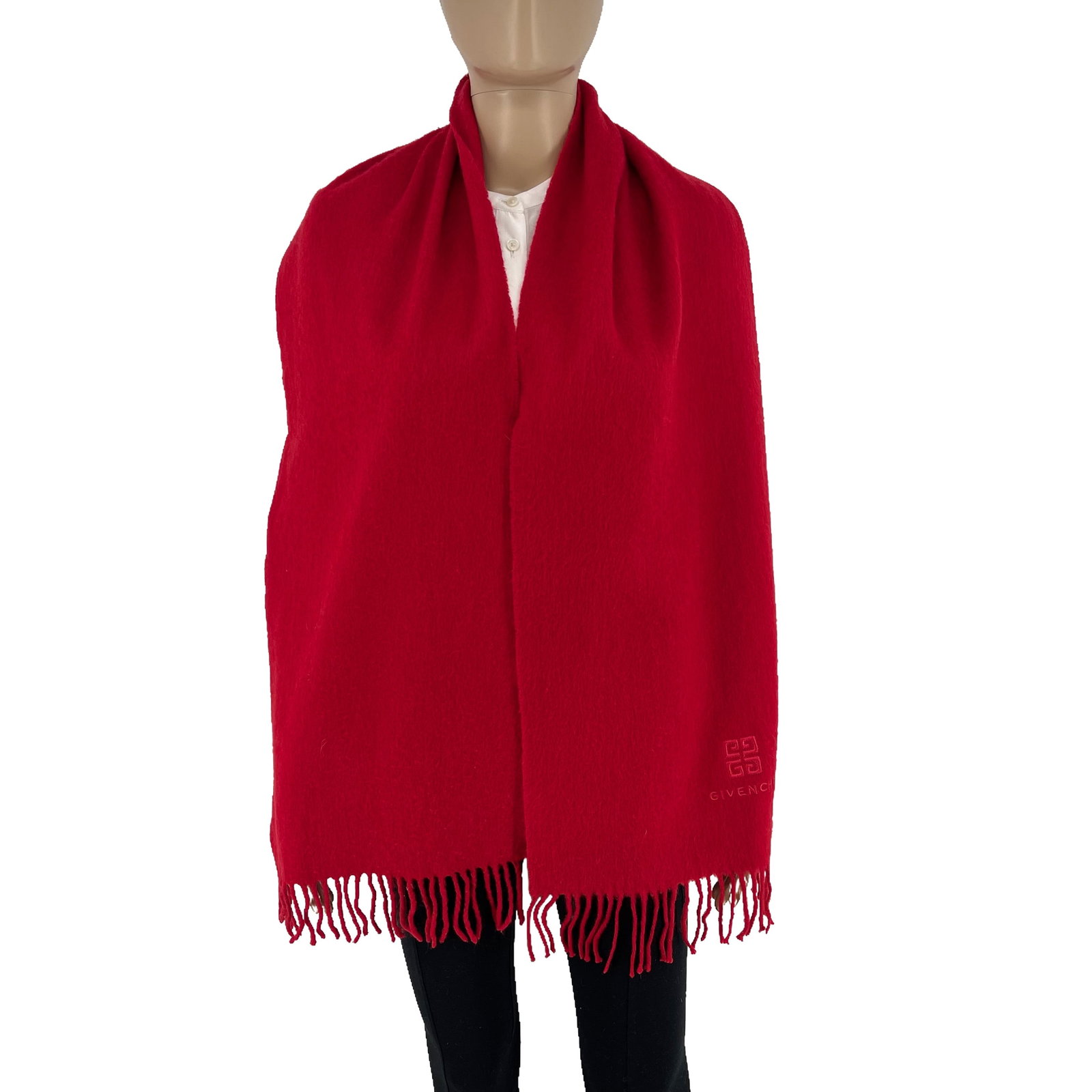 Givenchy Red Solid 100% Wool Scarf: Title: Givenchy Red Solid 100% Wool Scarf Brand:Givenchy Date/Period:Modern Materials:100% Wool Size:One Size Description:Givenchy Red Solid 100% Wool Scarf Reserve: $70.00 Shipping: Domestic: