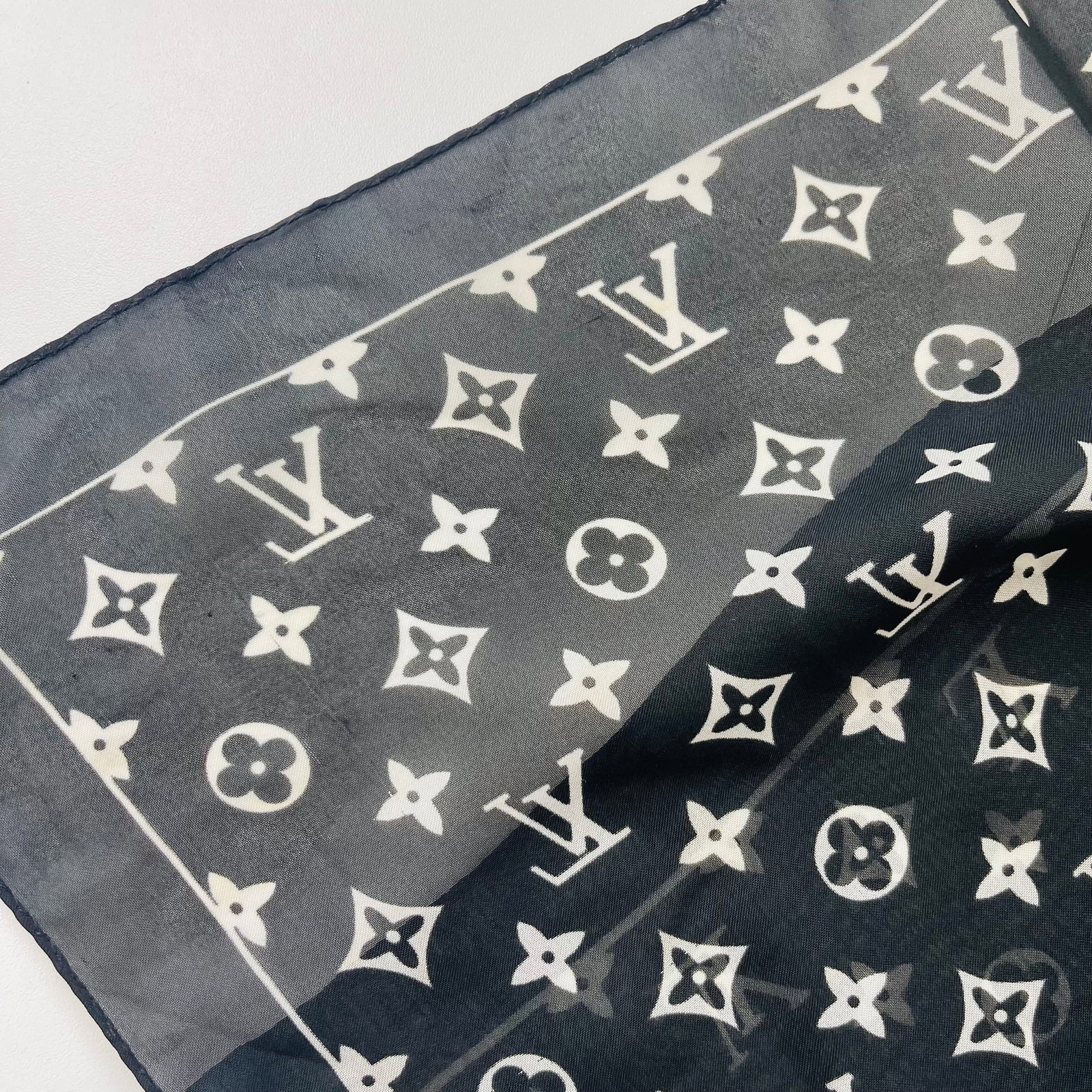 Louis Vuitton Black Monogram 100% Silk Scarf - 3