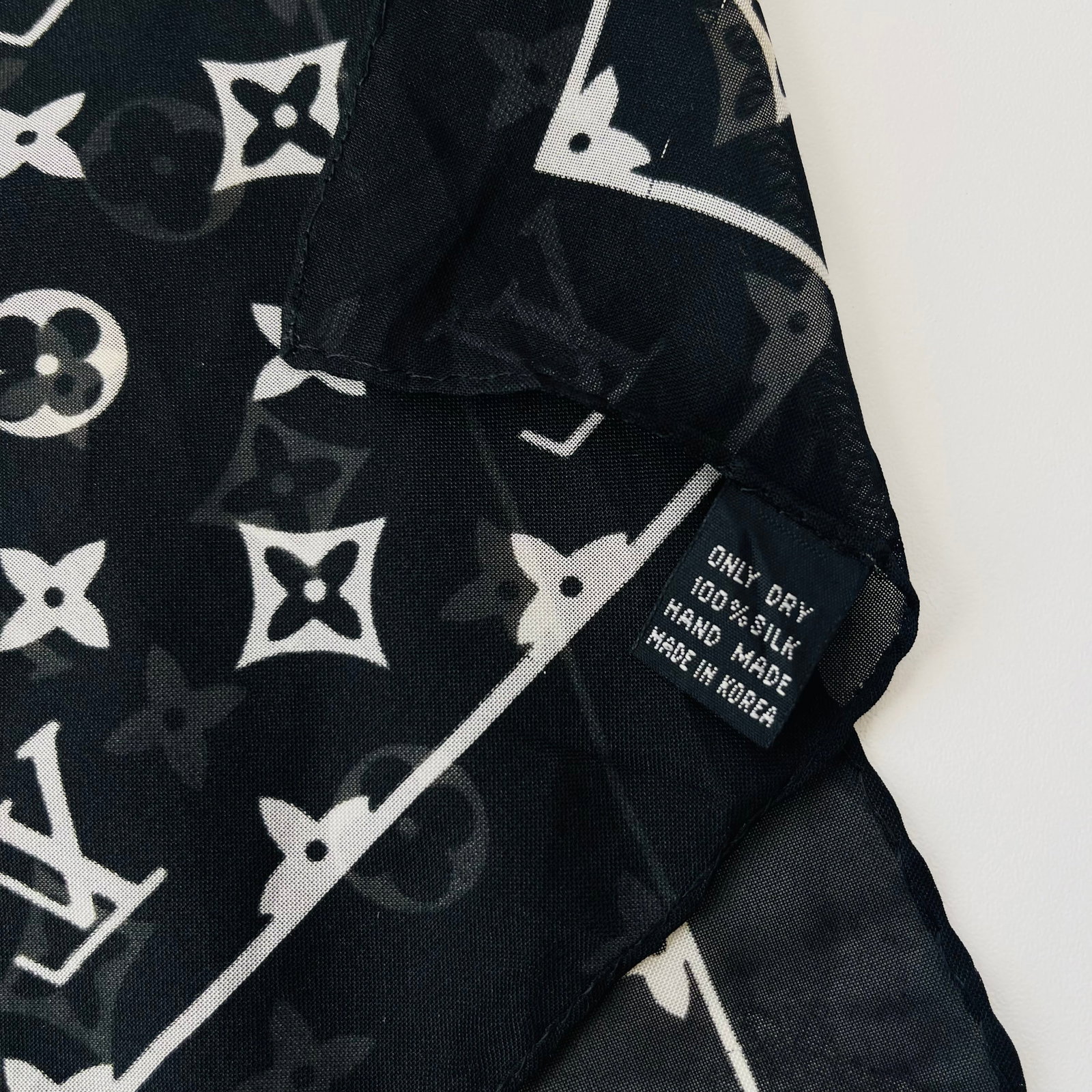 Louis Vuitton Black Monogram 100% Silk Scarf - 4