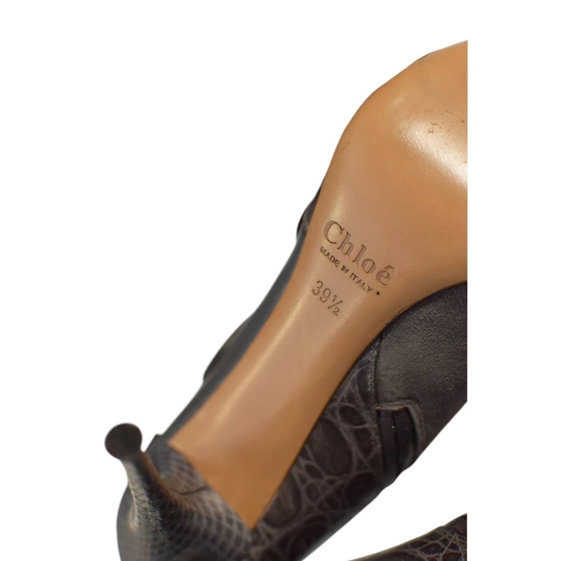 Chloe gray pointed toe crocodile embossed leather and suede ankle boots 39,5 - 7