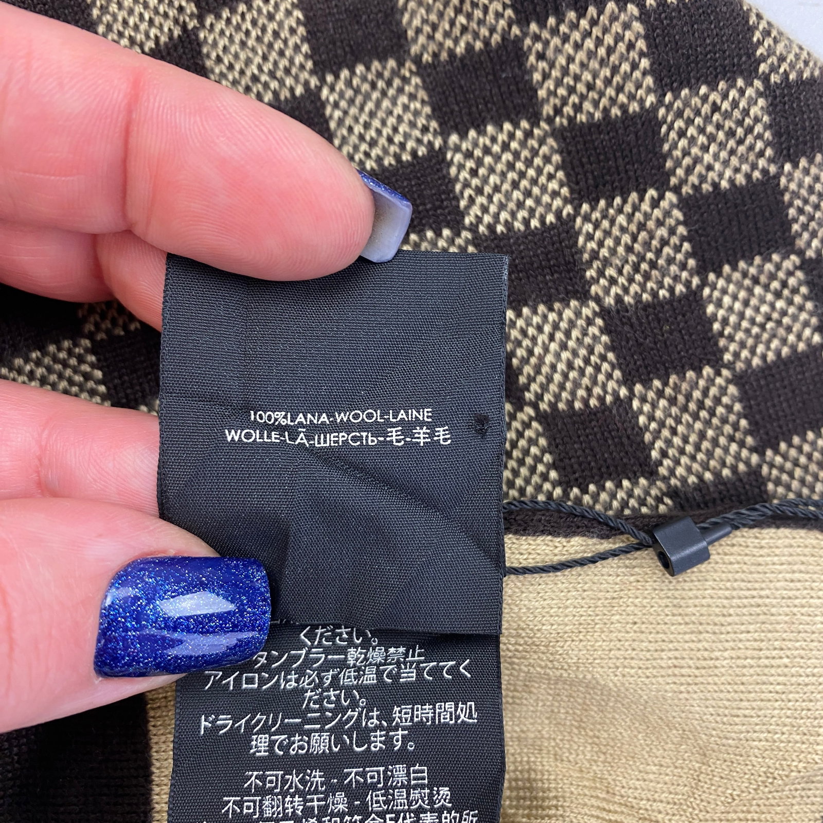 Gucci Light Brown 100% Soft Wool Scarf Brand New! - 7