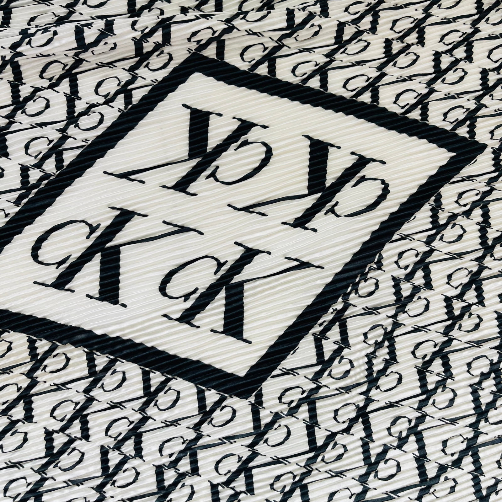 Calvin Klein White & Black Monogram Stretch 100% Silk Scarf - 4