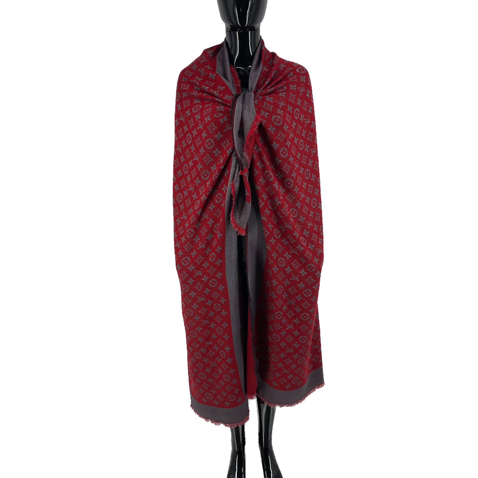 Louis Vuitton Red Reversible Silk Wool Scarf: Title: Louis Vuitton Red Reversible Silk Wool Scarf Brand:Louis Vuitton Date/Period:Modern Materials:50% Silk 30% Metal 20% Wool Size:One Size Description:Louis Vuitton Red Reversible Silk Wool Scarf 