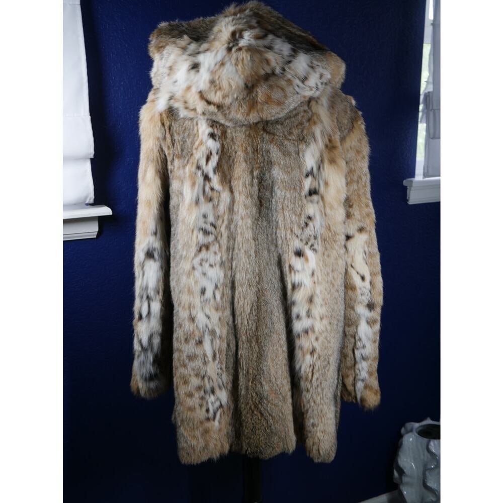 Gorgeous Spotted Lynx hooded Fur Coat Jacket - 3