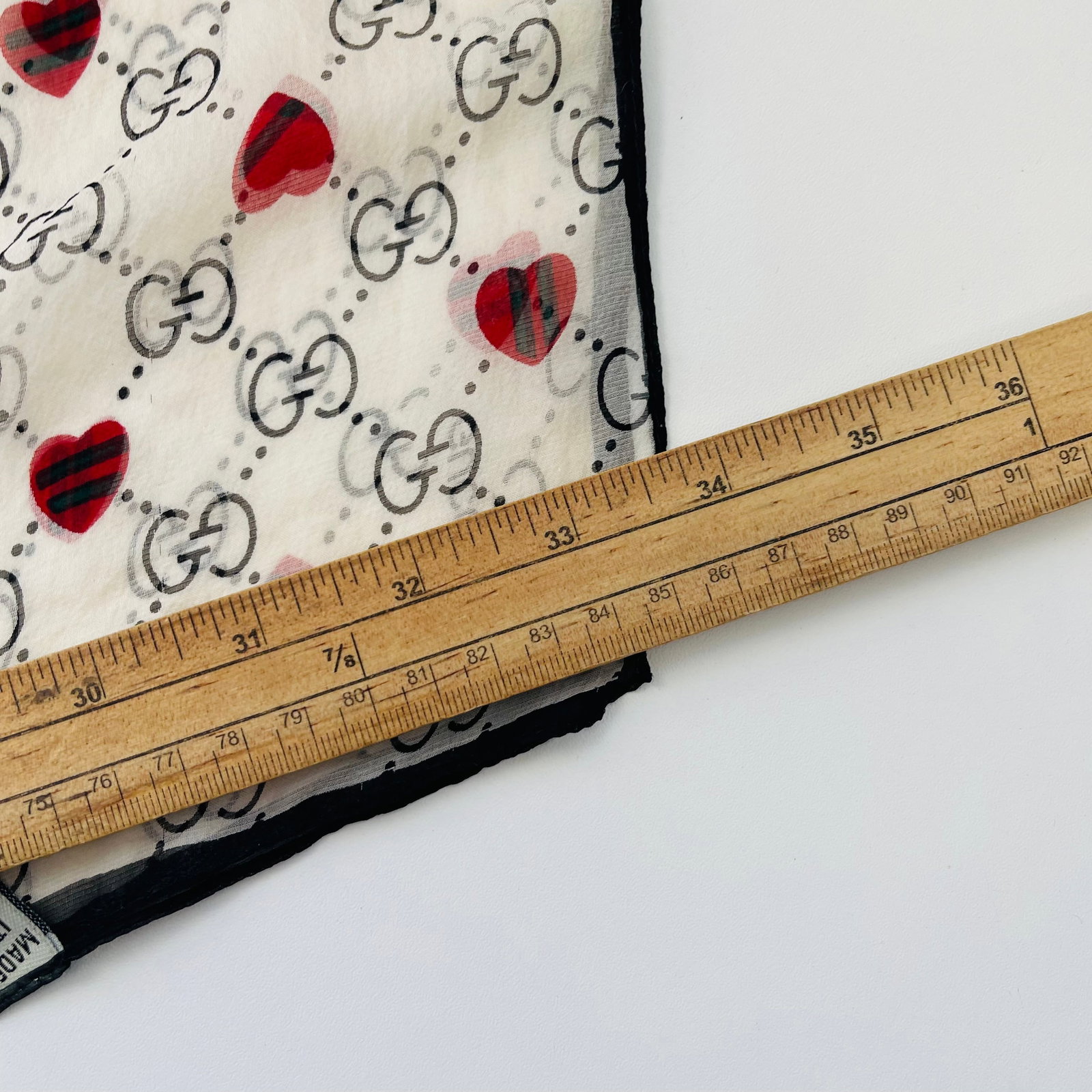 Gucci White Printed 100% Silk Scarf! - 9