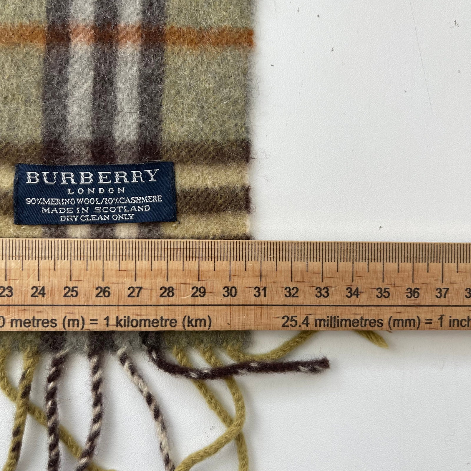 Burberry Green Plaid 90% Wool 10% Cashmere Scarf - 8