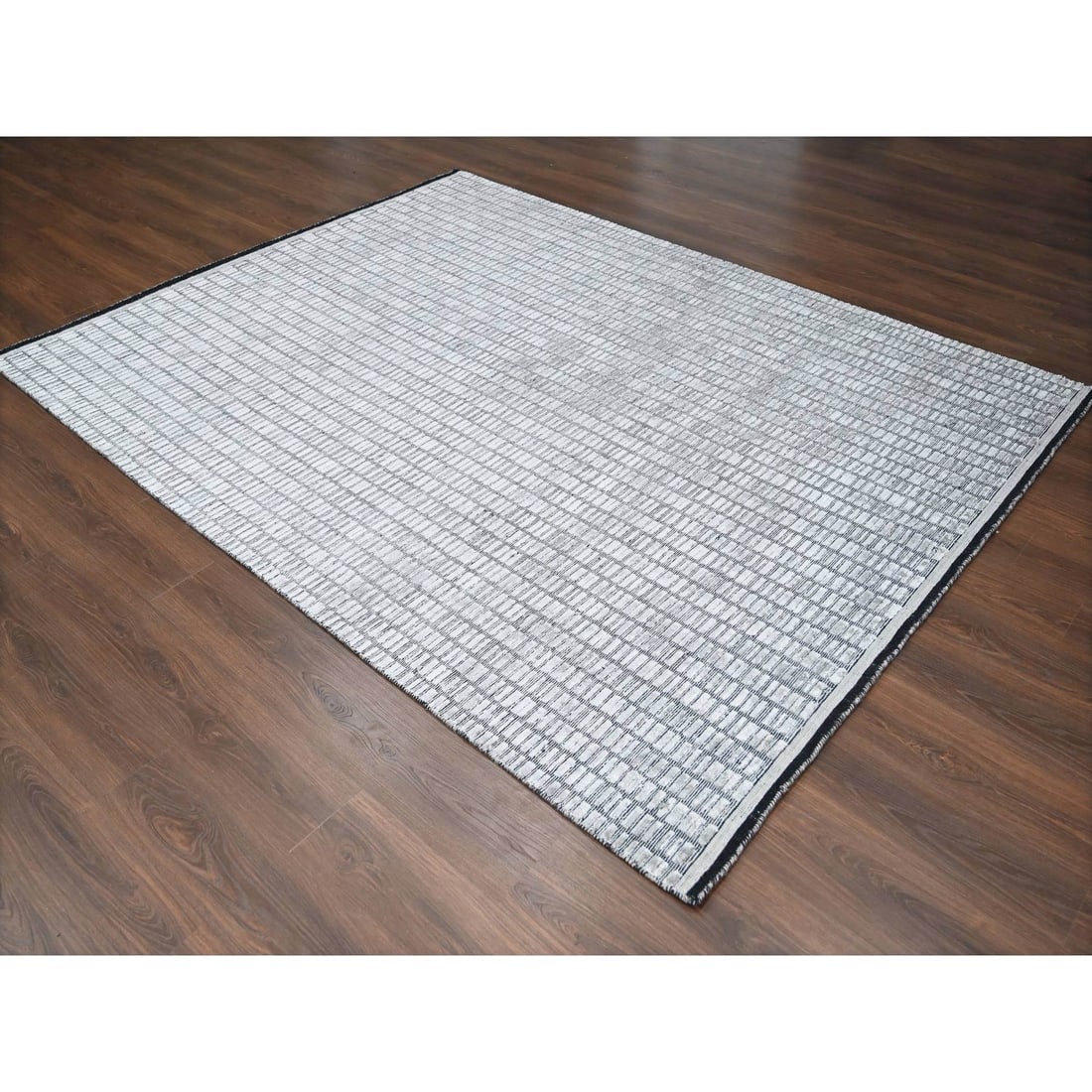 Gray and Black Hand Loomed Wool and Silk Modern Roman Design Rug - 3