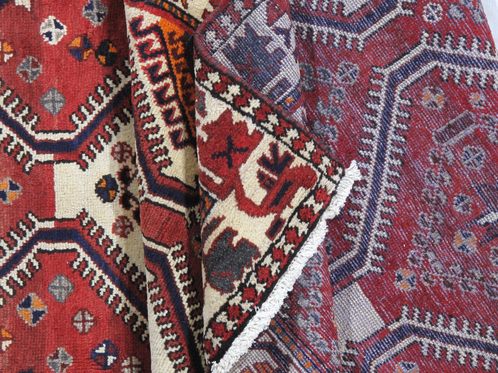 Hand Knotted Persian Shiraz Rug 5.3x10.3 ft - 3