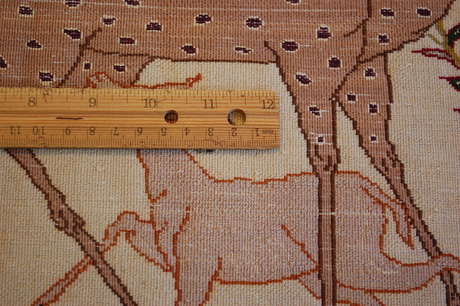 Persian ISFAHAN RUG 1'7" x 2' - 8