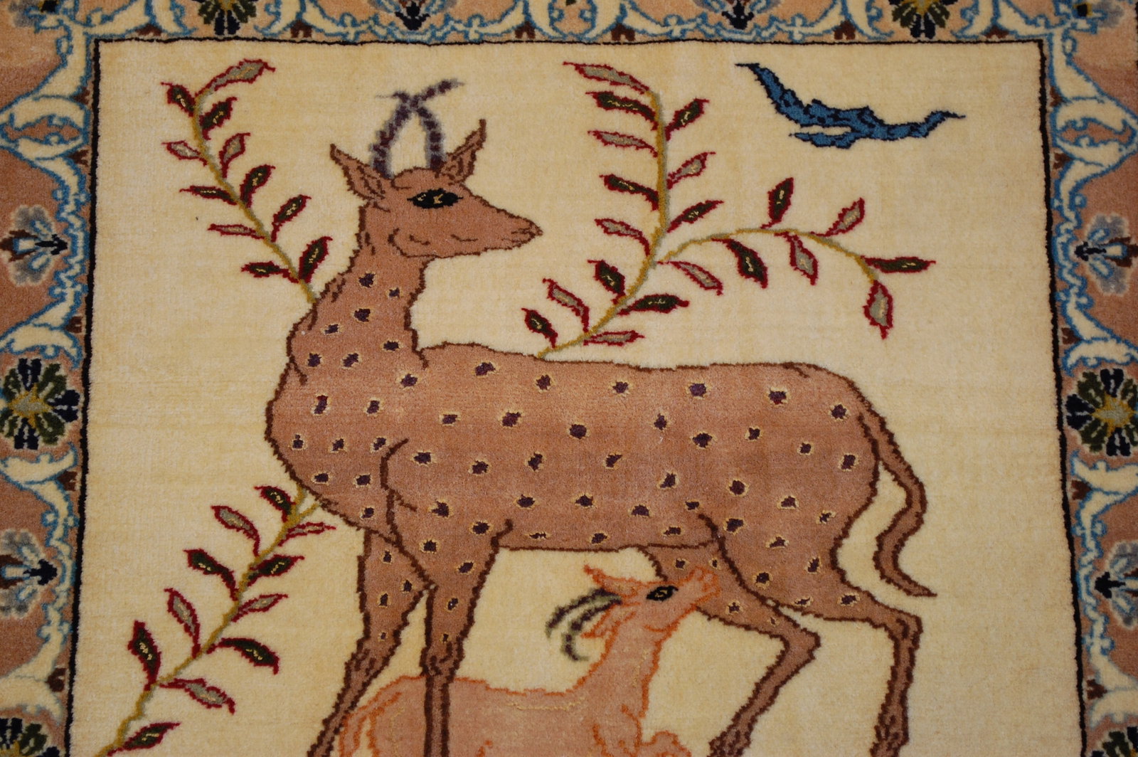 Persian ISFAHAN RUG 1'7" x 2' - 9