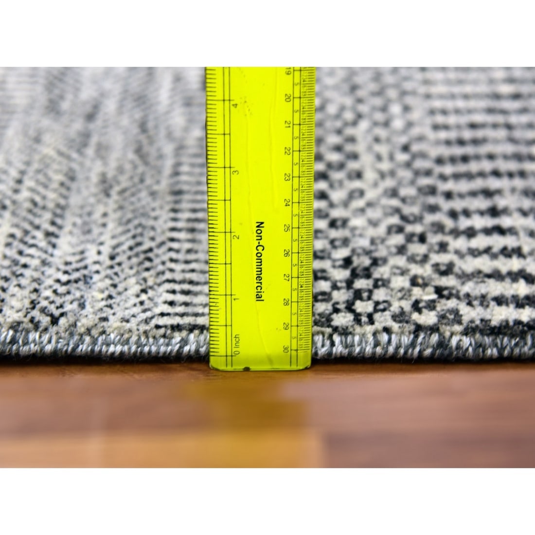 Gentle Gray Modern Hand Knotted Grass Design Undyed Wool Mat Rug - 3