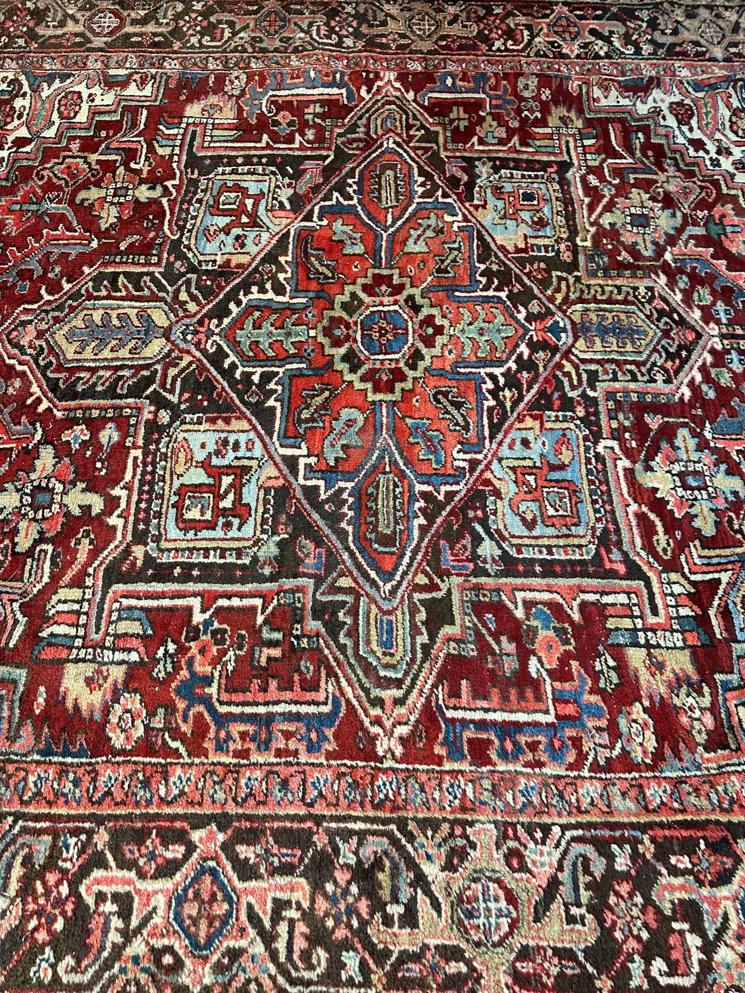 Hand Knotted Heriz -8.5x12.9 - 4