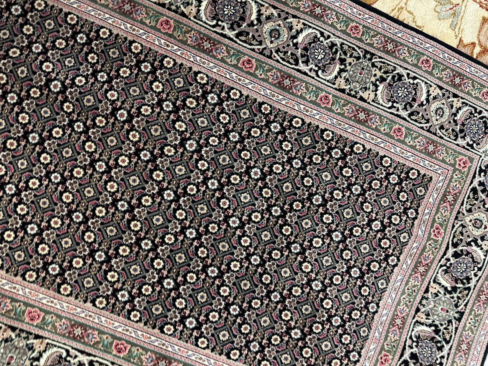 Hand Knotted Agra Tabriz Rug _ 4x6ft - 5