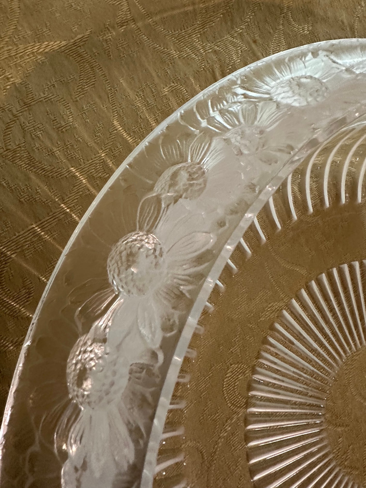 Lalique_Lalique Marguerites Bowl, post-1945 13 inch - 4