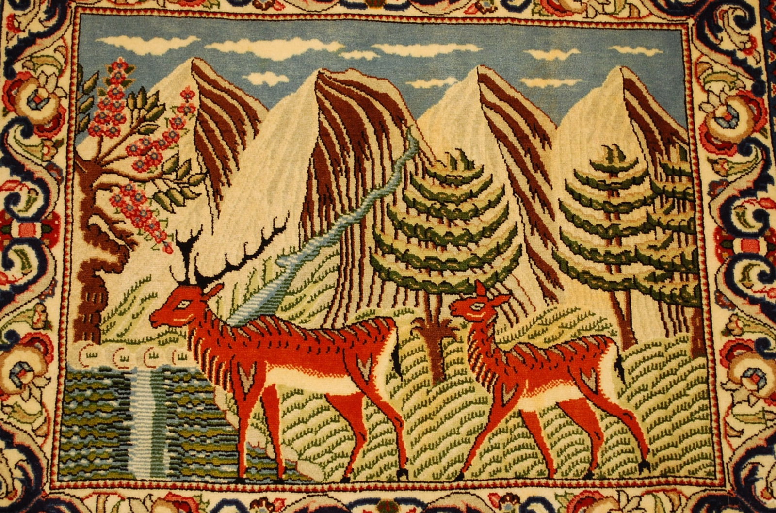 Persian TABRIZ RUG ,2.4x2.9 - 9
