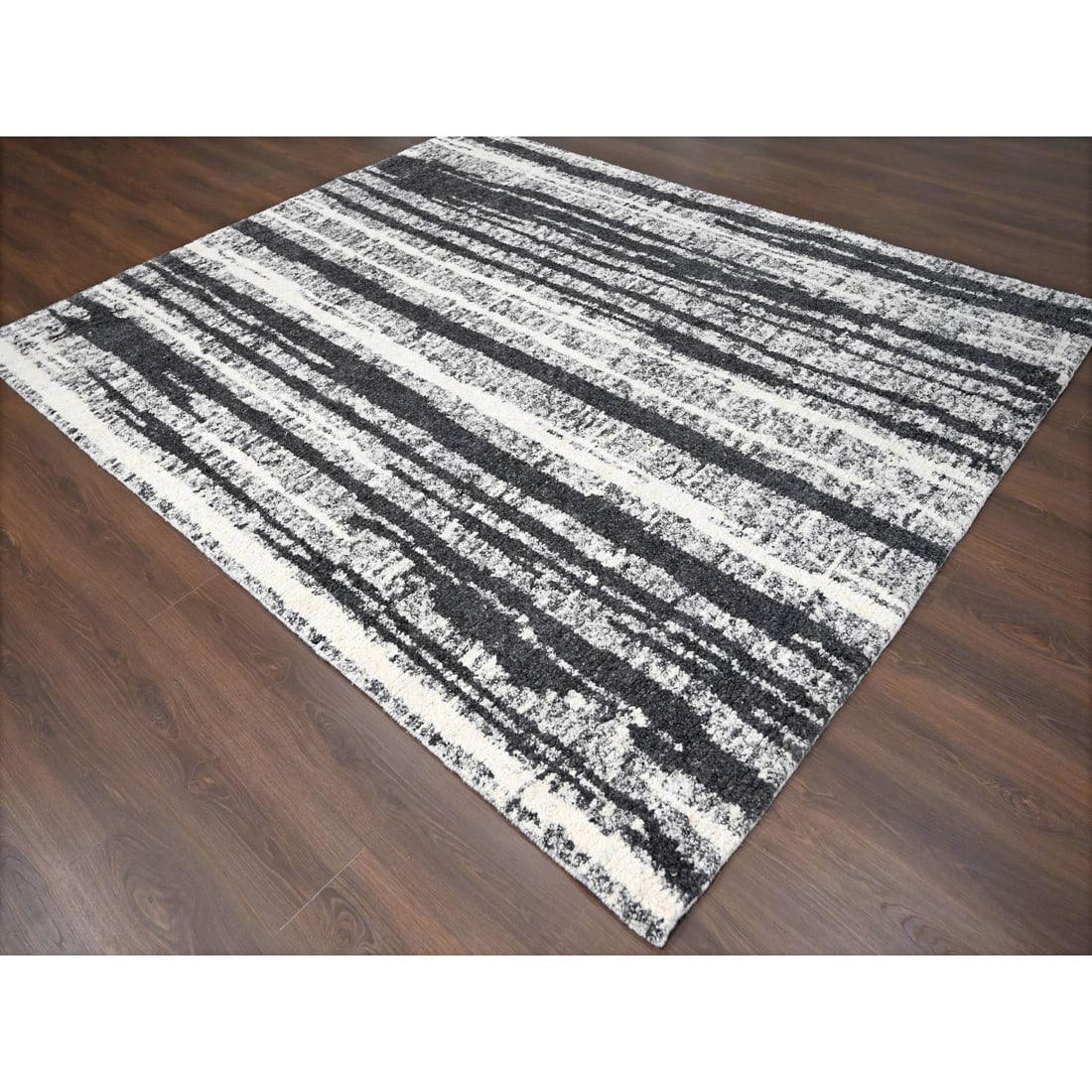 Black and Ivory Modern Design Organic Undyed Wool Oriental Rug - 3
