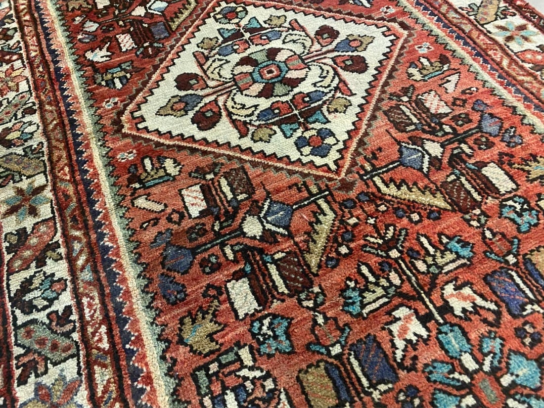EXQUISITE PERSIAN RUG 3'.7"x7' - 8