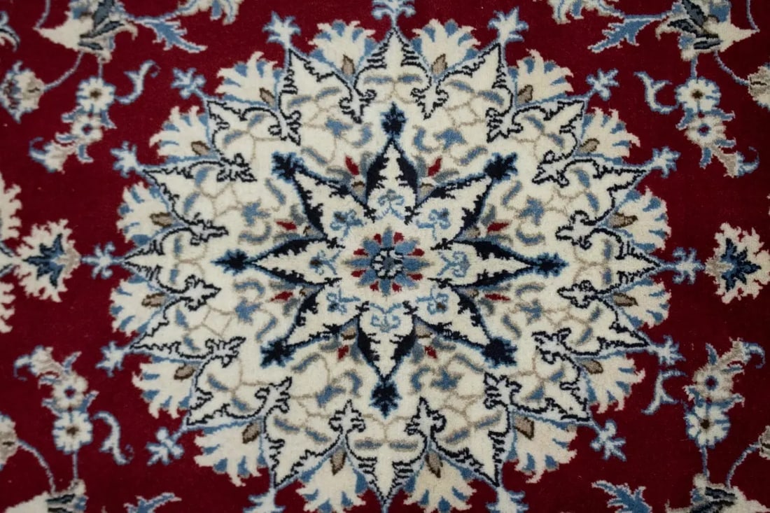 Red Floral Traditional 5'3X7'9 Nain Tabas Persian Rug - 10