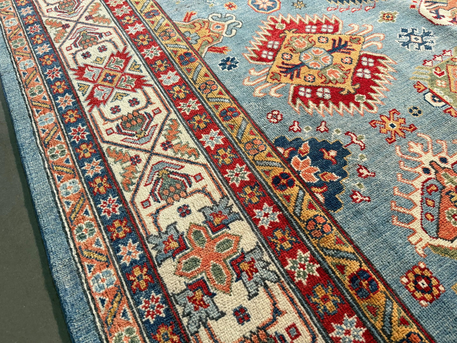Exquisite Fine Kazak Rug 8.1x10.1 - 8