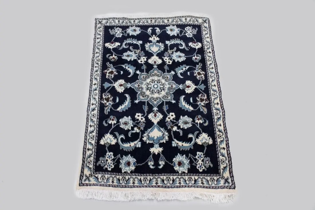 Navy Blue Classic 3X4'5 Nain Persian Rug - 3