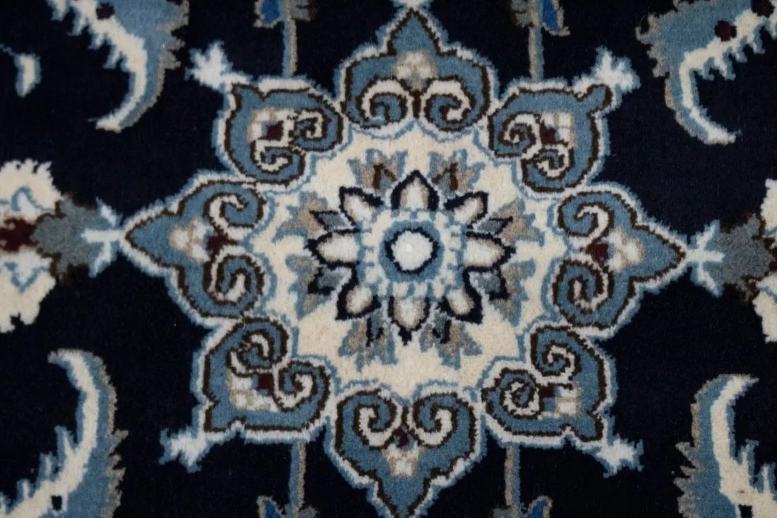 Navy Blue Classic 3X4'5 Nain Persian Rug - 5