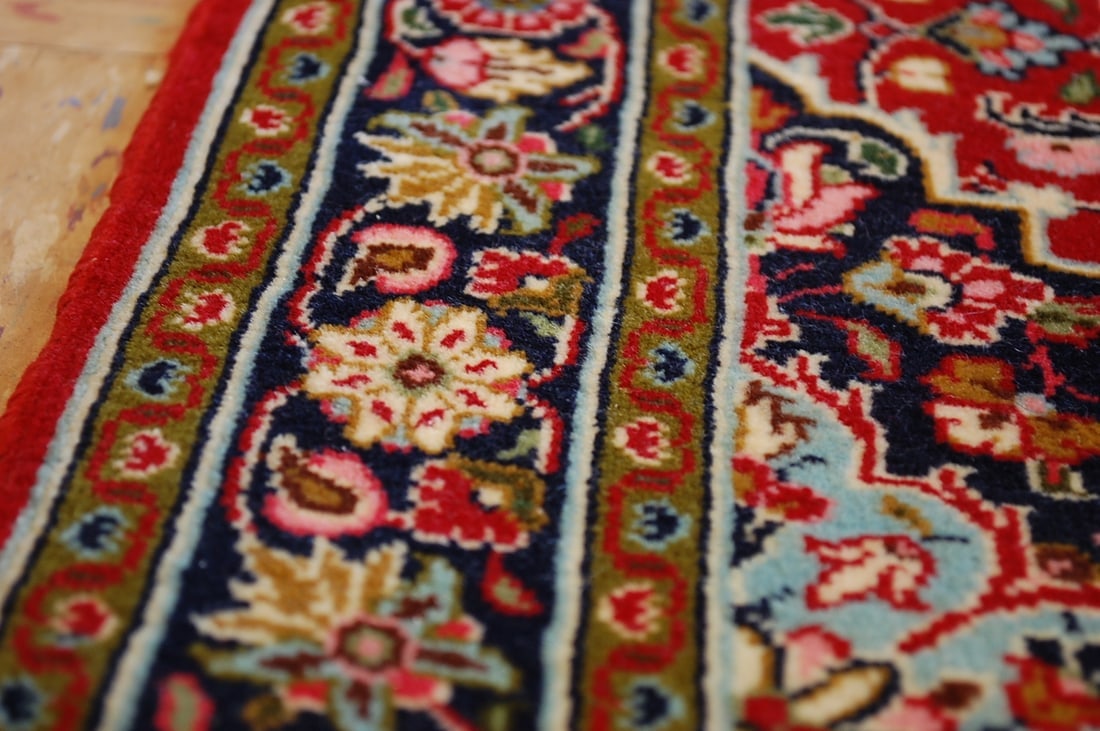 PERSIAN KASHAN RUG 2'2" x 3'2" - 6