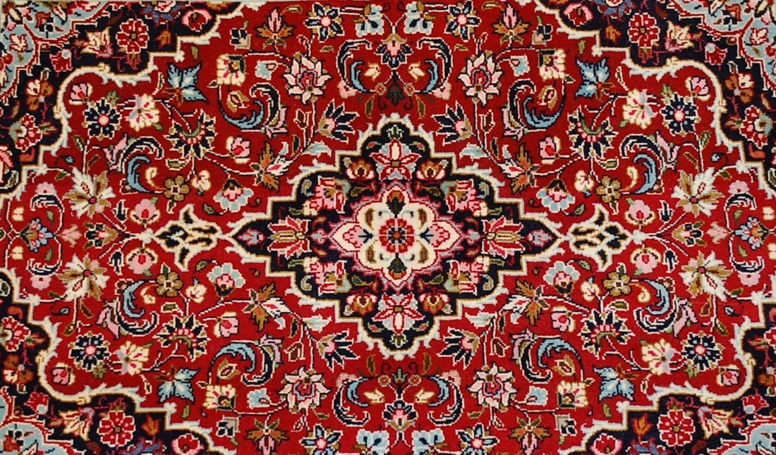 PERSIAN KASHAN RUG 2'2" x 3'2" - 9