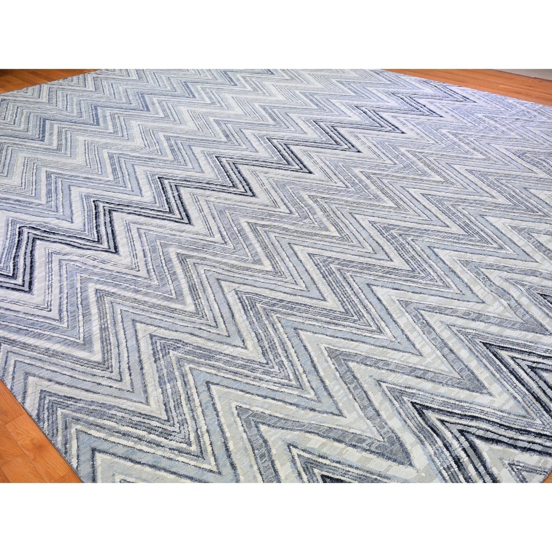 Oversized Gray-Blue Chevron Design Textured Wool and Pure Silk Rug - 3