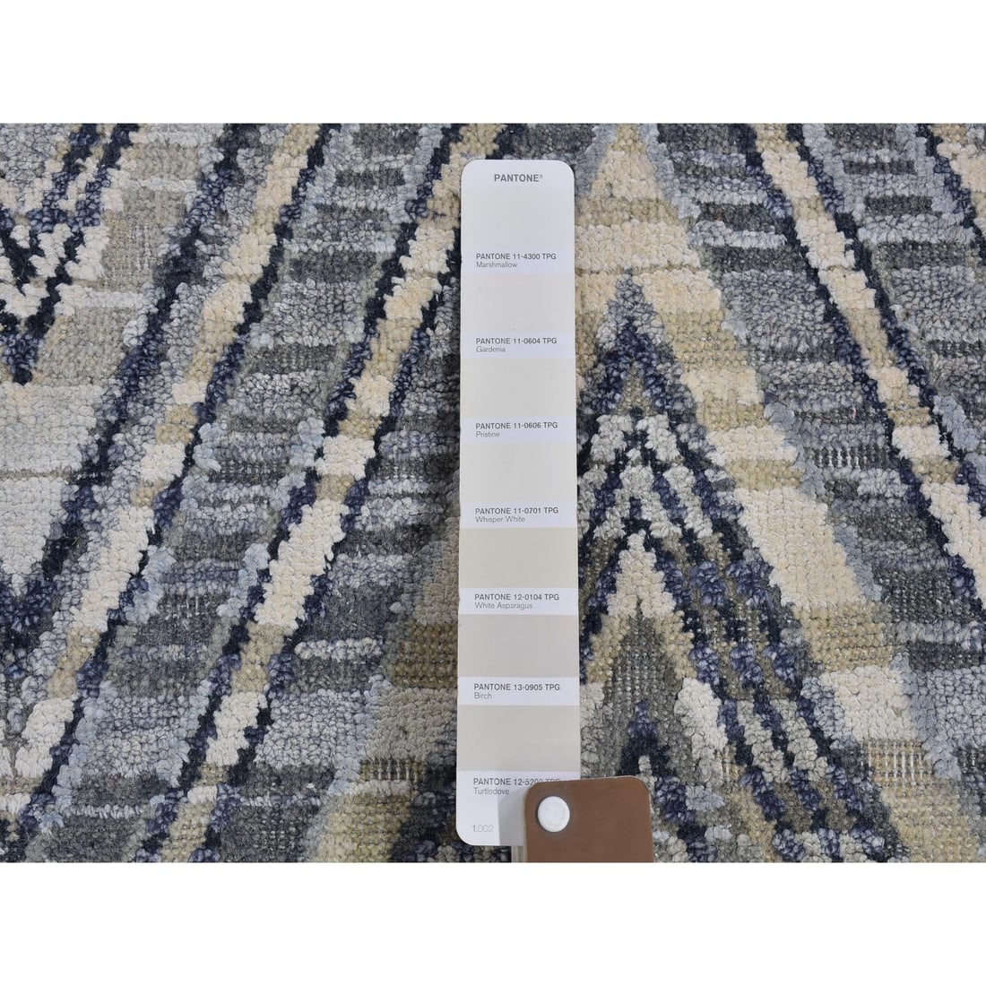 Oversized Gray-Blue Chevron Design Textured Wool and Pure Silk Rug - 7