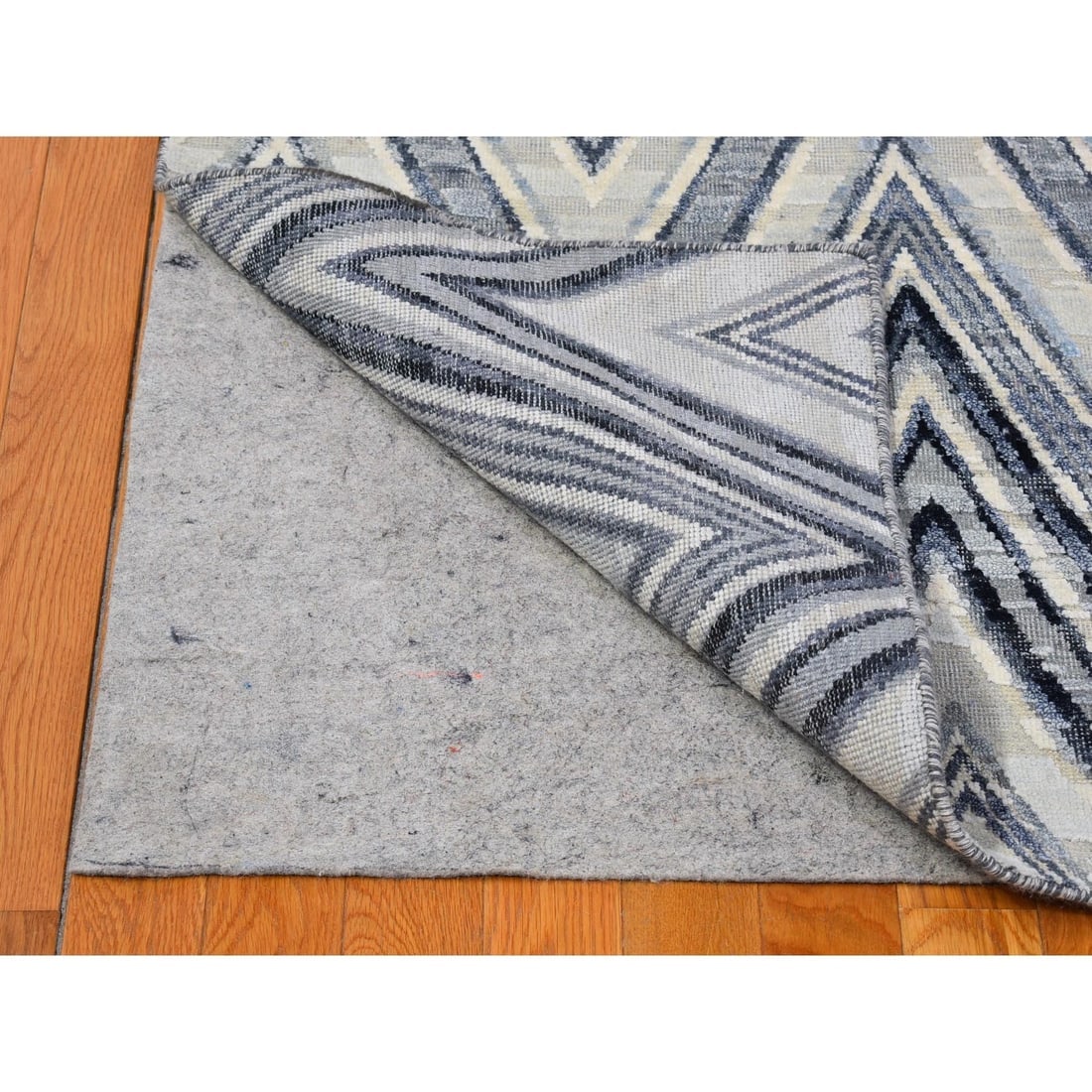Oversized Gray-Blue Chevron Design Textured Wool and Pure Silk Rug - 8