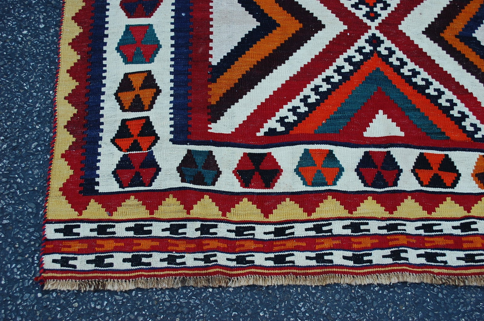 Persian SHIRAZ QSHKAI KILIM RUG ,5'3" x 19'9" - 3