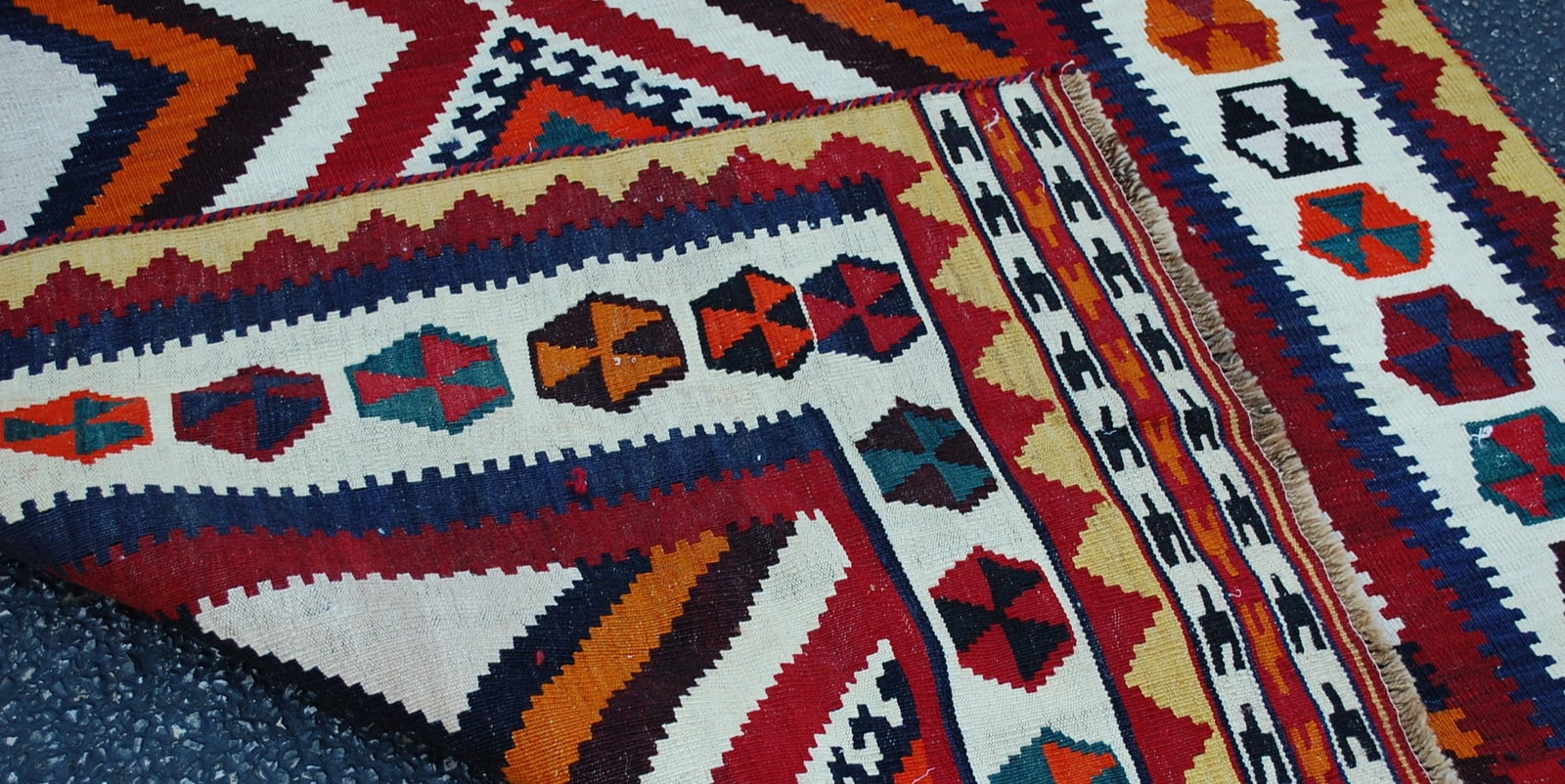 Persian SHIRAZ QSHKAI KILIM RUG ,5'3" x 19'9" - 8