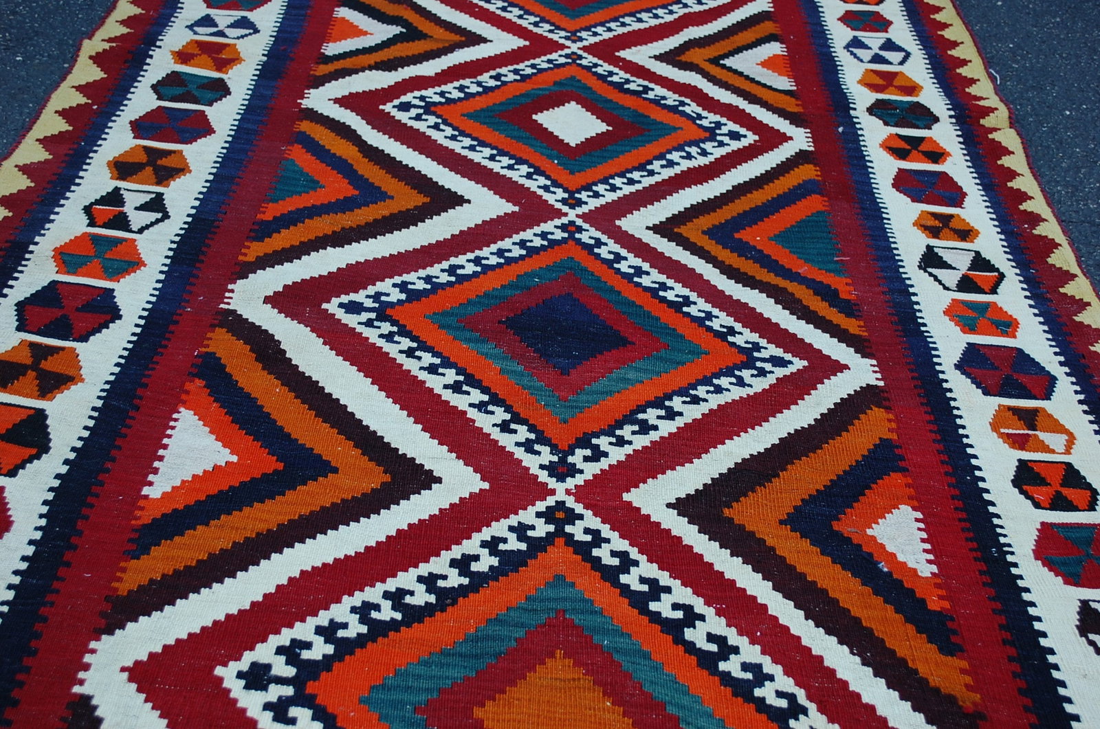 Persian SHIRAZ QSHKAI KILIM RUG ,5'3" x 19'9" - 9