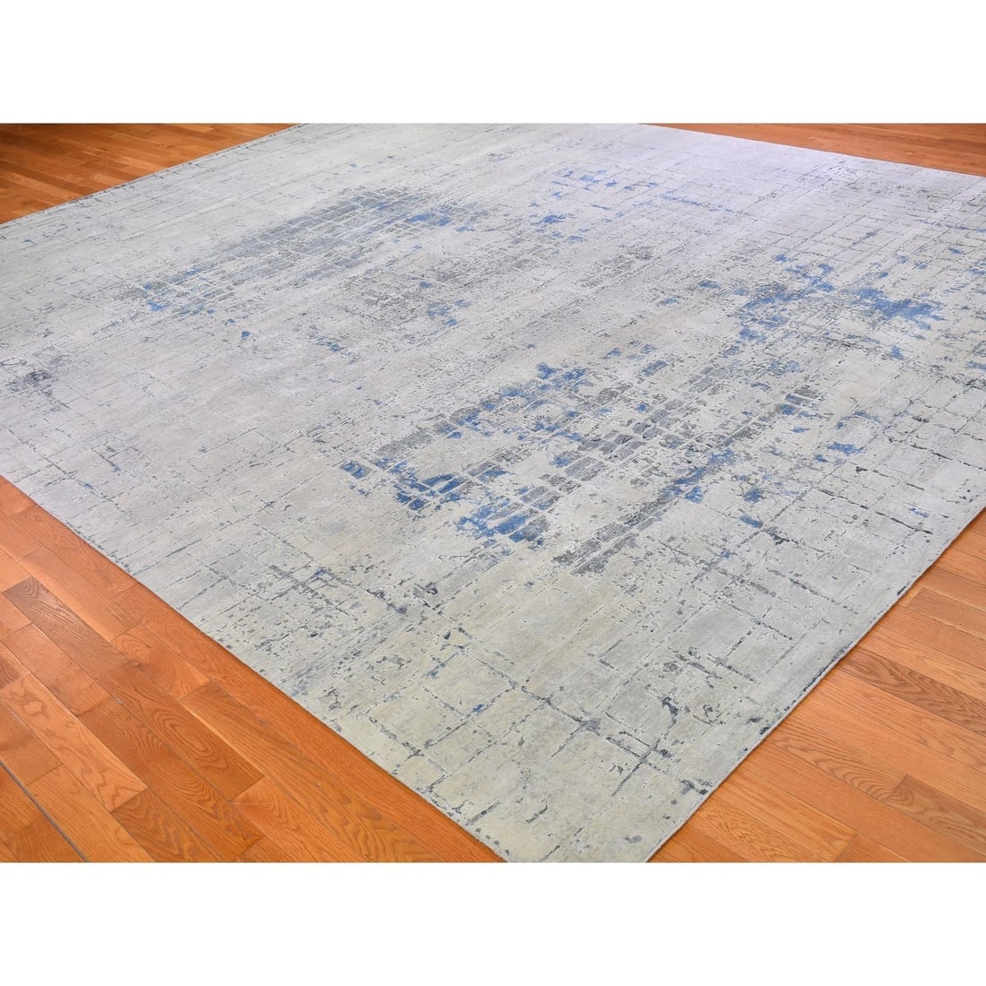 Pure Silk with Textured Wool Avant-Garde Design XL Hand Knotted Rug - 3