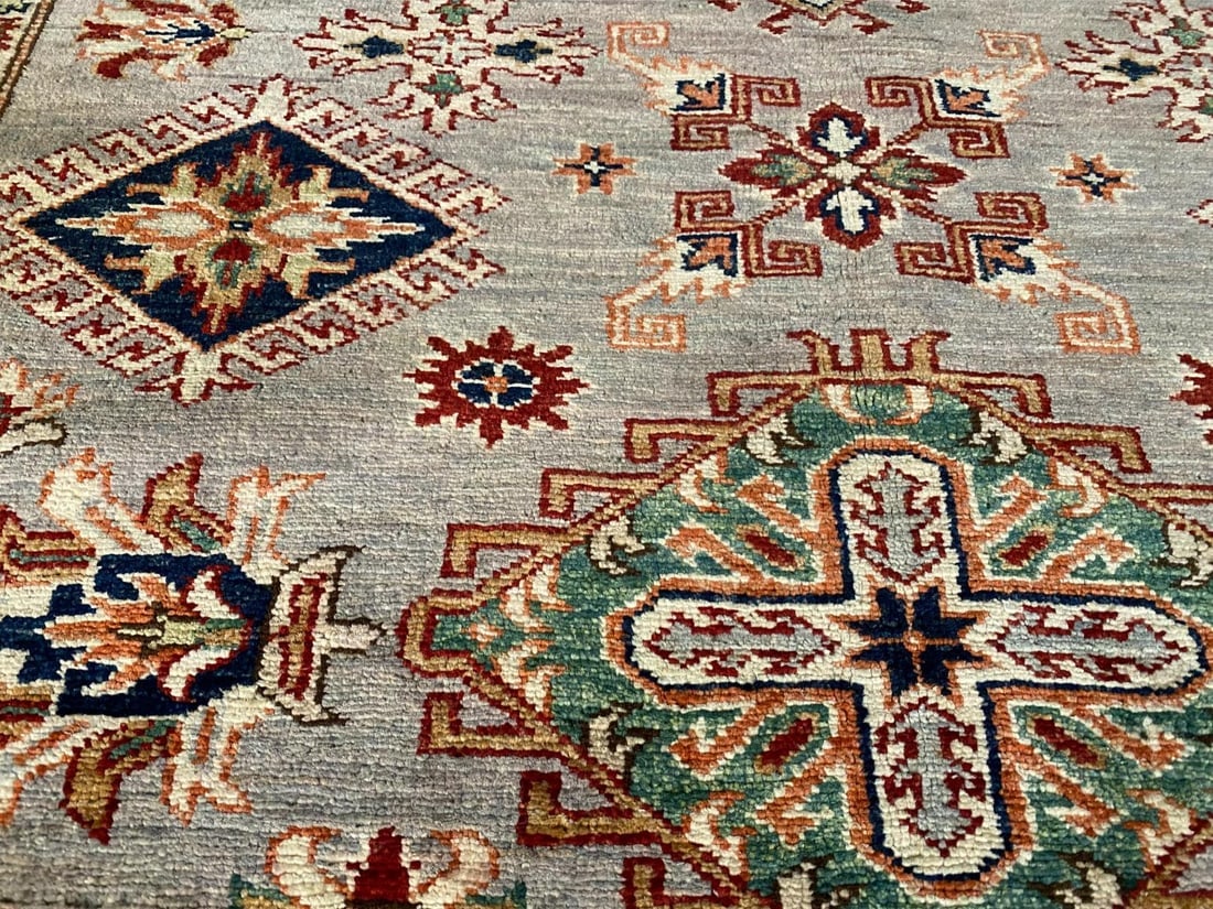 EXQUISITE FINE SUPER KAZAK RUG 5'.1"x6'.7" - 4