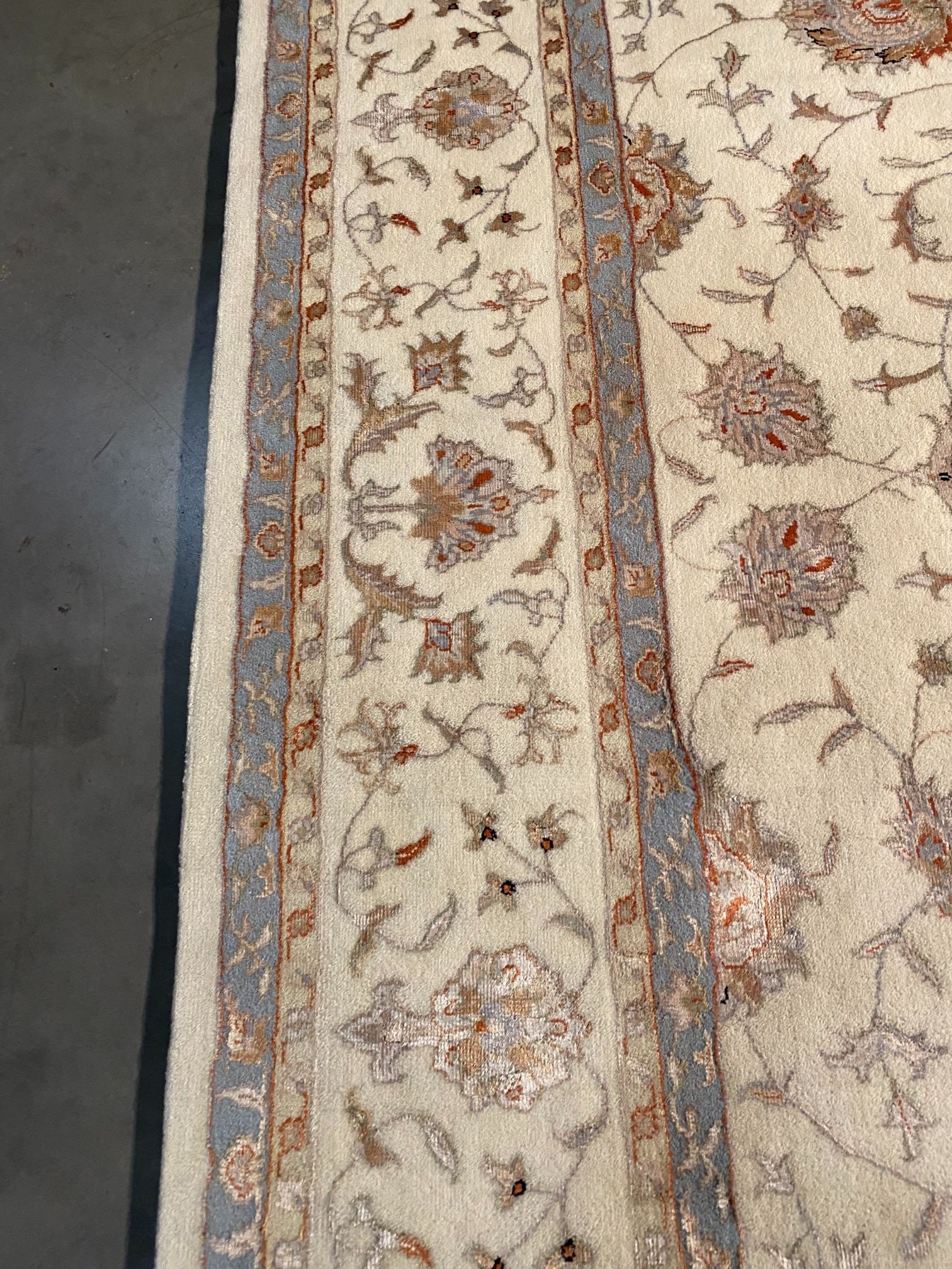 EXQUISITE SILK andWOOL RUG 6.1x9.1 - 3