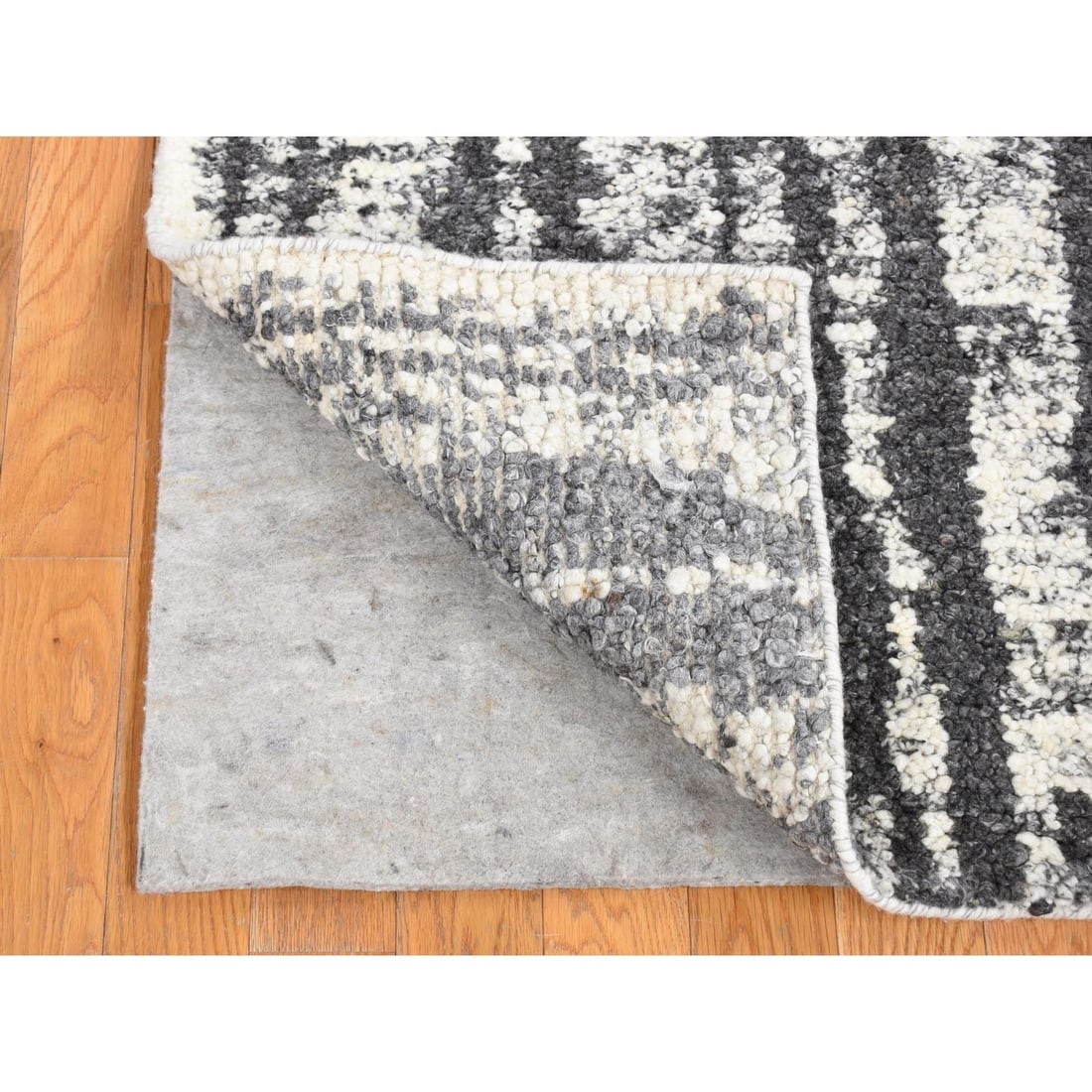 Olive Black, Modern Vertical Broken Wool Hand Knotted Oriental Rug - 2