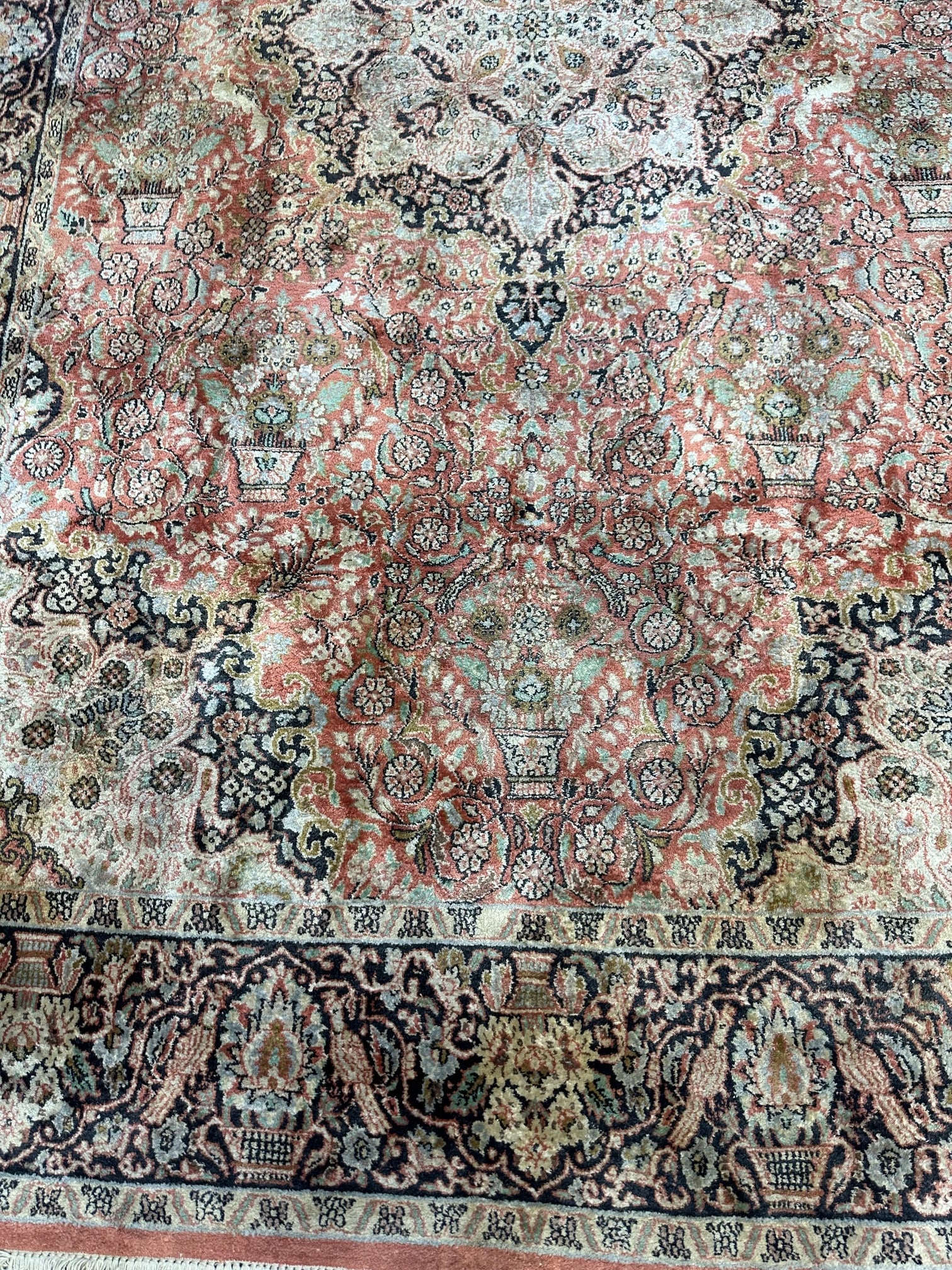 Hand Knotrted Hereke silk Rug -8.11x5.7 ft - 2