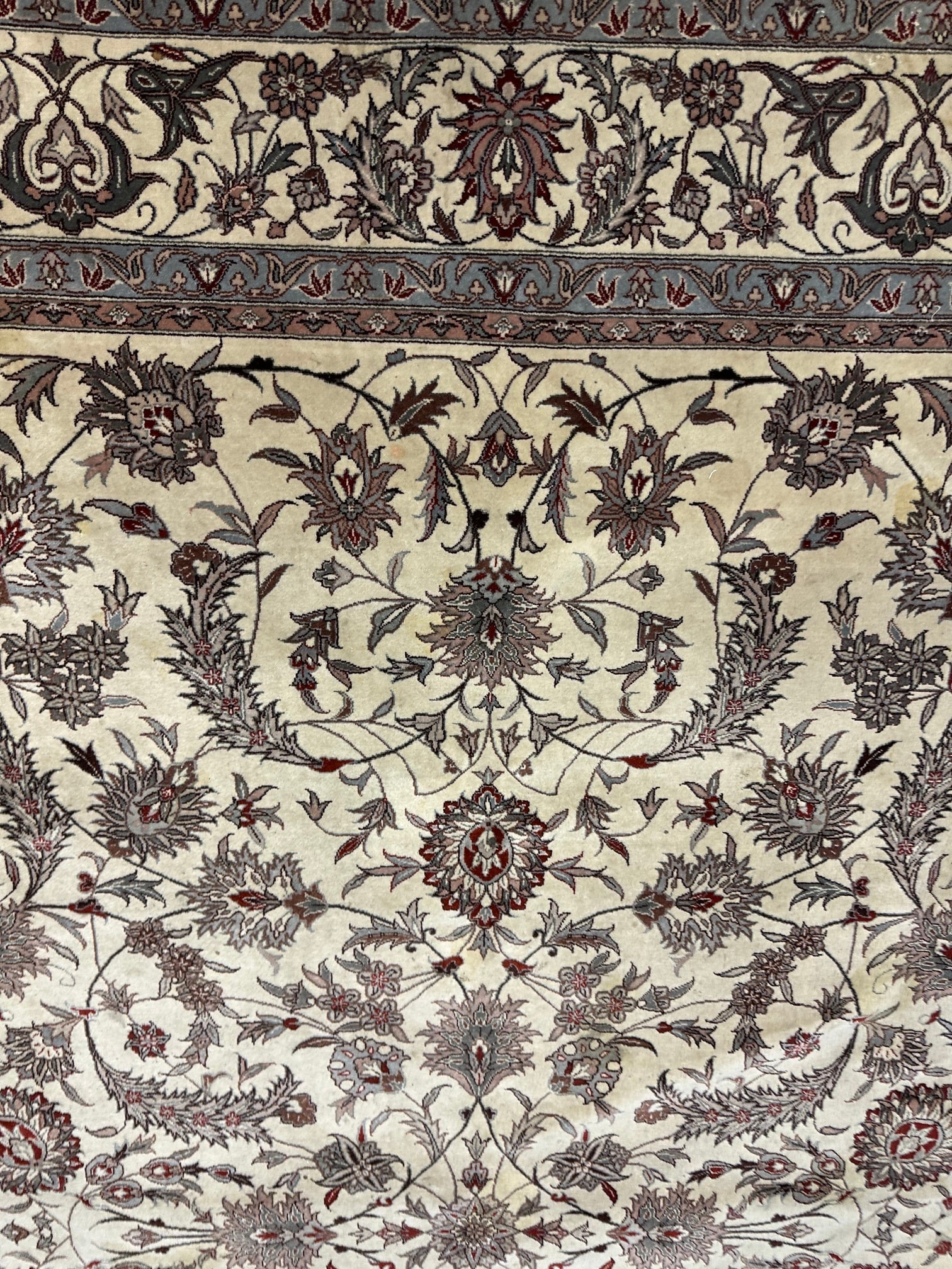 Hand Knotted Persian Tabriz Rug 6x9 ft - 2
