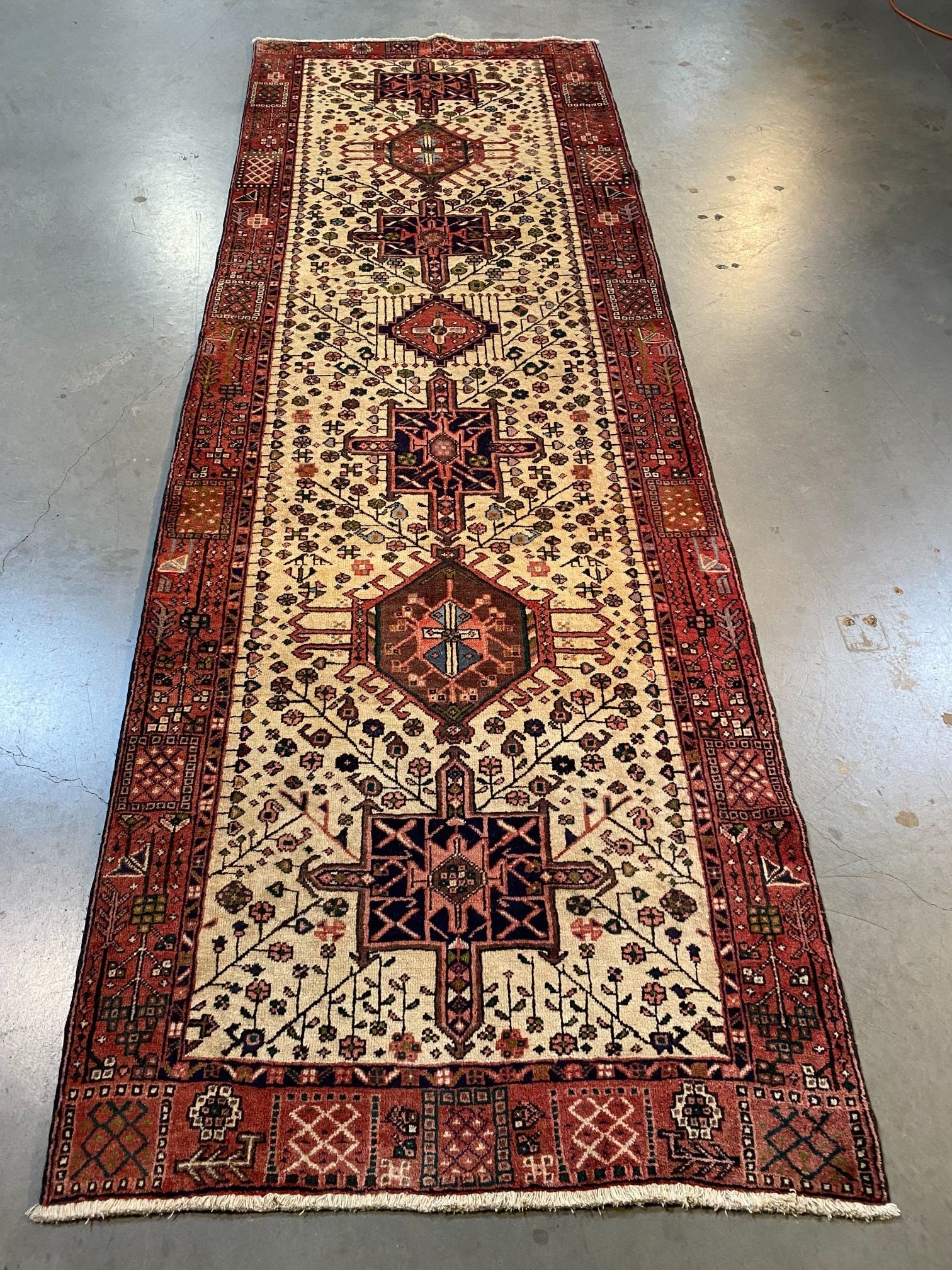 EXQUISITE PERSIAN HERIZ RUNNER 3'.9" X 10'.7": Title:EXQUISITE PERSIAN HERIZ RUNNER 3'.9" X 10'.7" Description:3'.9"X 10'.7" Fine Authentic Persian Heriz Runner,Geometric pattern , in Ivory, red rust and multi other accent colors,excellent conditi