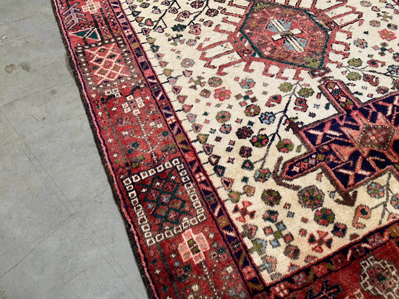 EXQUISITE PERSIAN HERIZ RUNNER 3'.9" X 10'.7" - 2