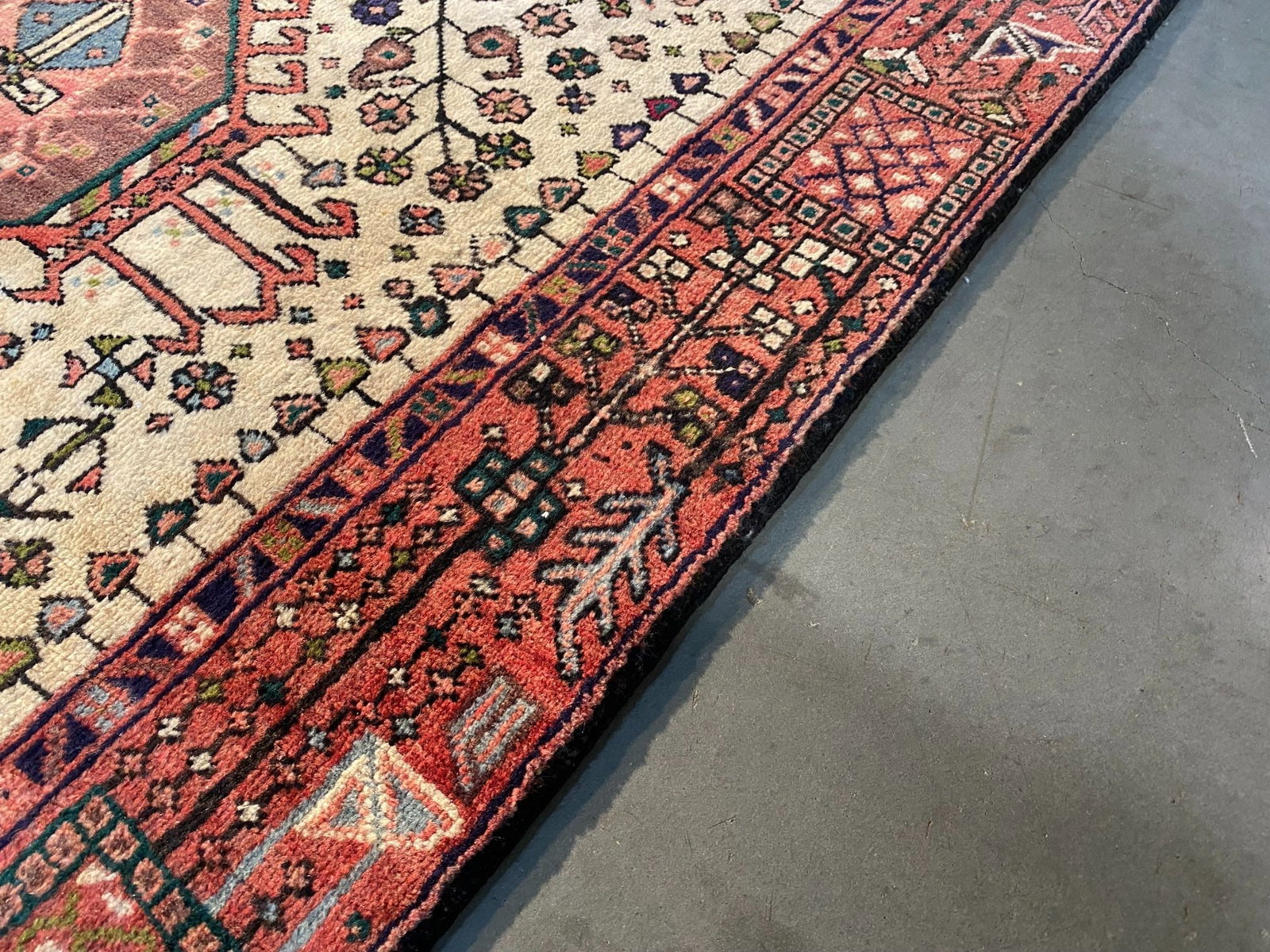 EXQUISITE PERSIAN HERIZ RUNNER 3'.9" X 10'.7" - 6