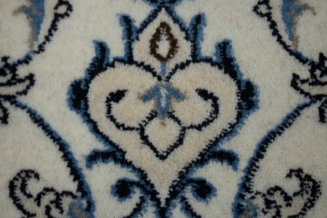 Cream Classic 2X5 Nain Persian Rug - 6